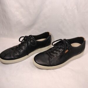 ECCO Black Sneakers; Soft Leather Lace Up Low Top Comfort Shoes